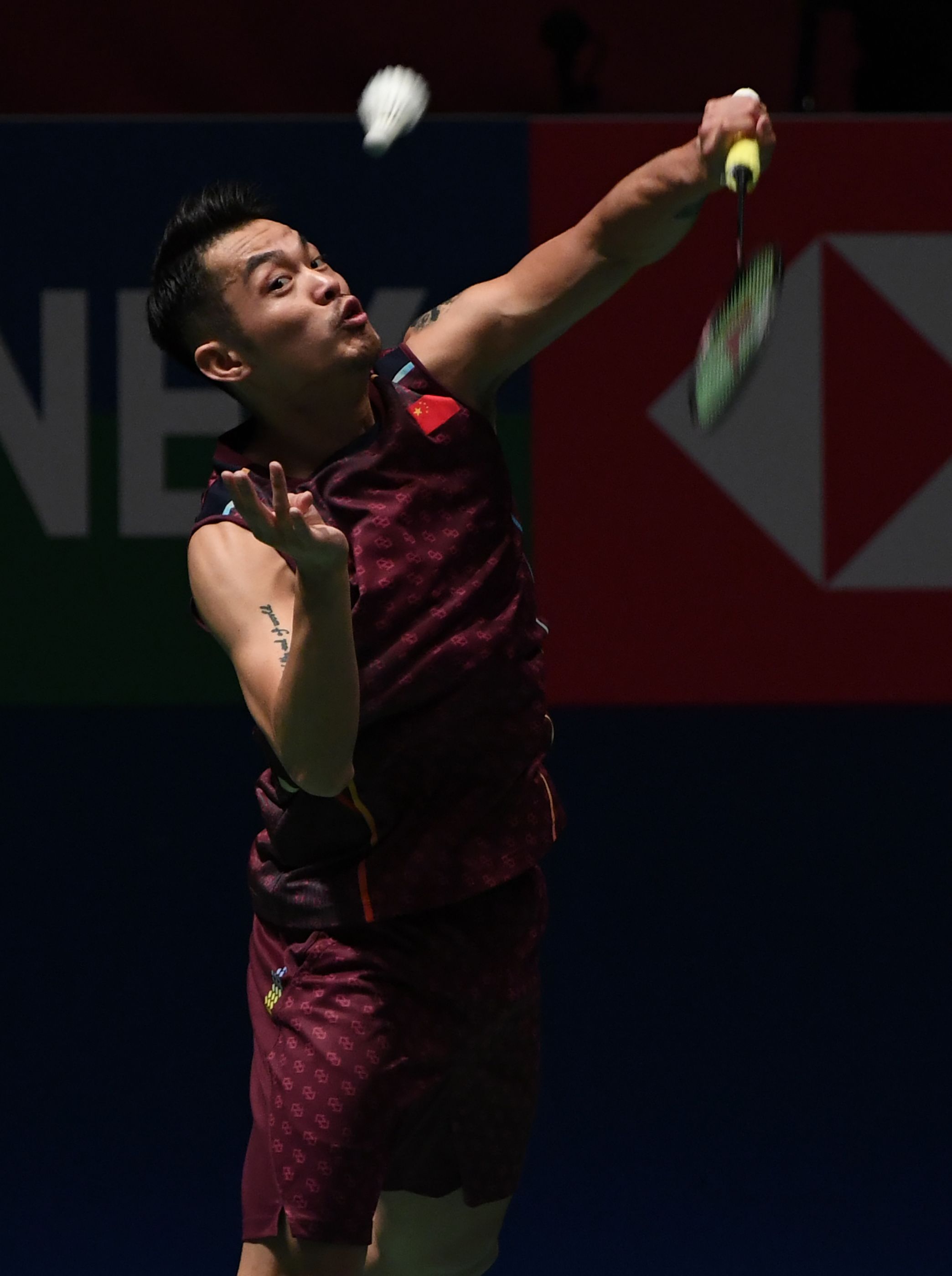 震撼！林丹在排球赛场险胜对手！